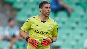 Claudio Bravo vuelve a la convocatoria del Betis para el debut en Europa League