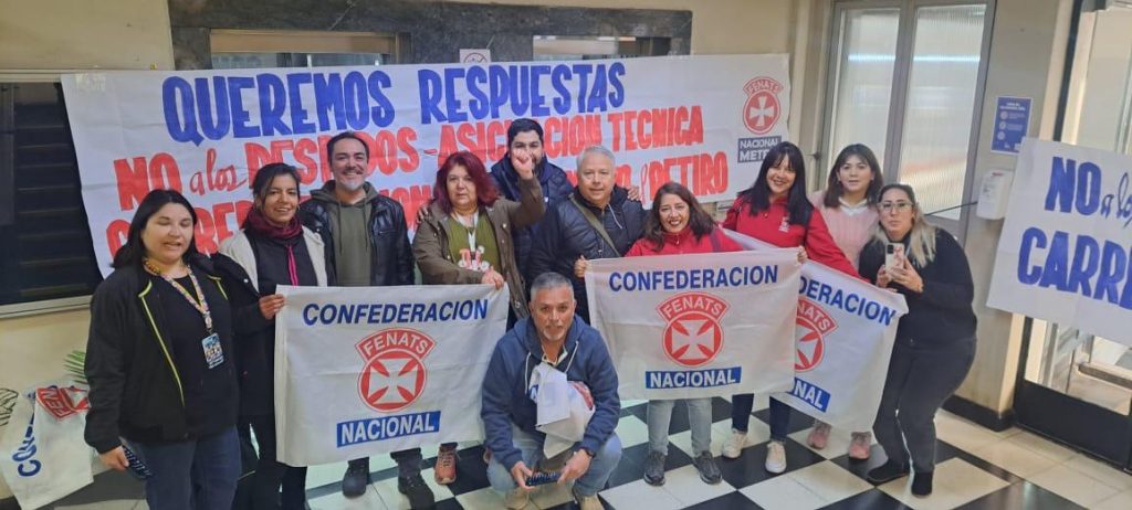 Fenats se toma dependencias del Ministerio de Salud