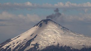 Sobrevuelo capta aumento de actividad en Volcán Villarrica