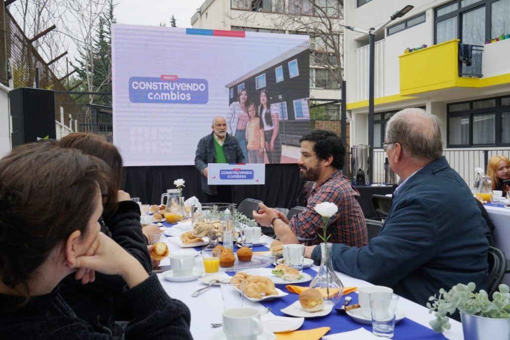 Minvu lanza campaña “Construyendo cambios”, en el marco del Plan de Emergencia Habitacional