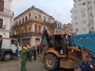 Al menos dos rescatistas muertos por el derrumbe de un edificio en Cuba