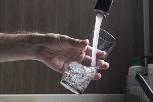 Masivo corte de agua afecta 11 sectores de Antofagasta y se extendería hasta este viernes