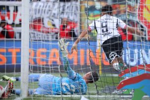 Colo-Colo consiguió una épica victoria ante la UC y así lo narró Marcelo González