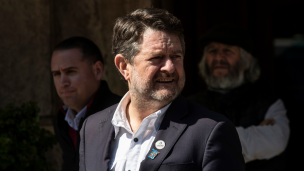 Orrego critica orden del CMN de suspender limpieza de monumentos: 