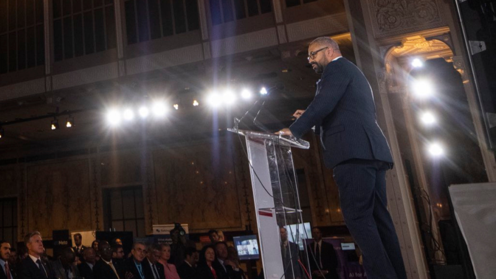 El ministro de Exteriores británico anunció que visitará las Malvinas tras los últimos “roces” con Argentina