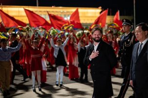 Presidente Boric arriba a Beijing en medio de su gira en China y alista encuentro con Xi Jinping