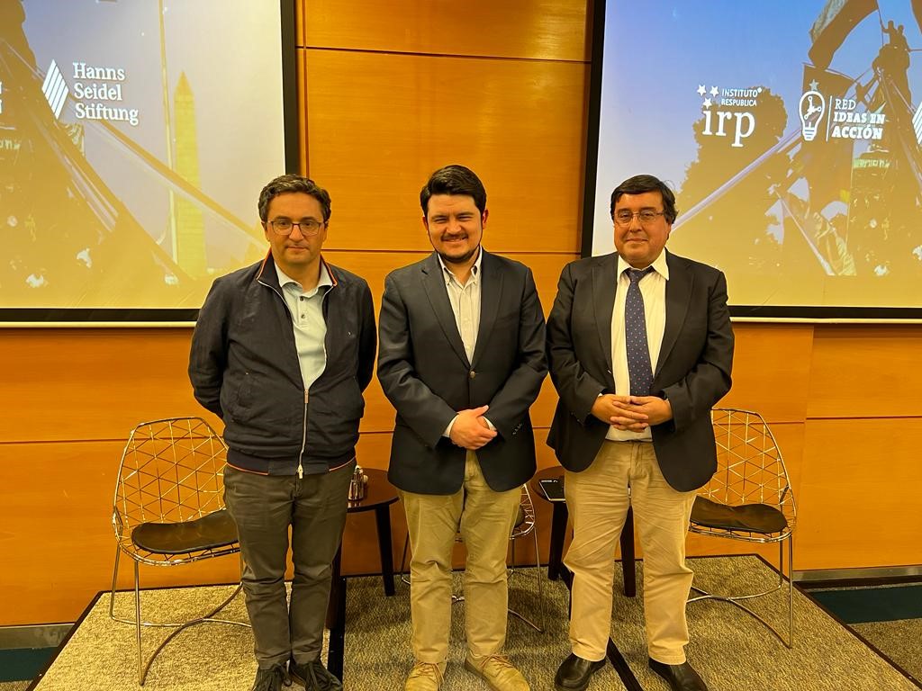 Instituto Res Publica realizó encuentro público a 4 años del “18-O”