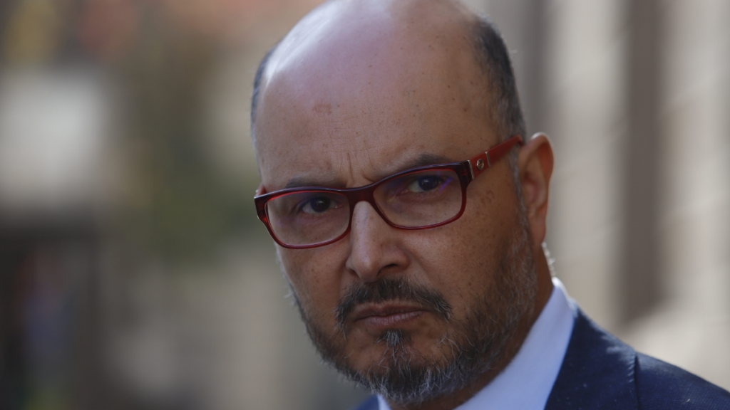 Citación de Jackson, Martínez y Crispi: Diputado Ilabaca dice que “su obligación es asistir para dar explicaciones”