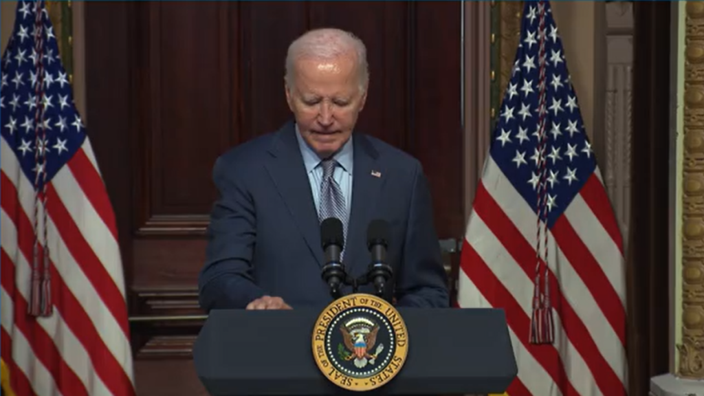 Estados Unidos: Joe Biden dice que estudia nuevas sanciones contra Rusia por muerte de Navalni