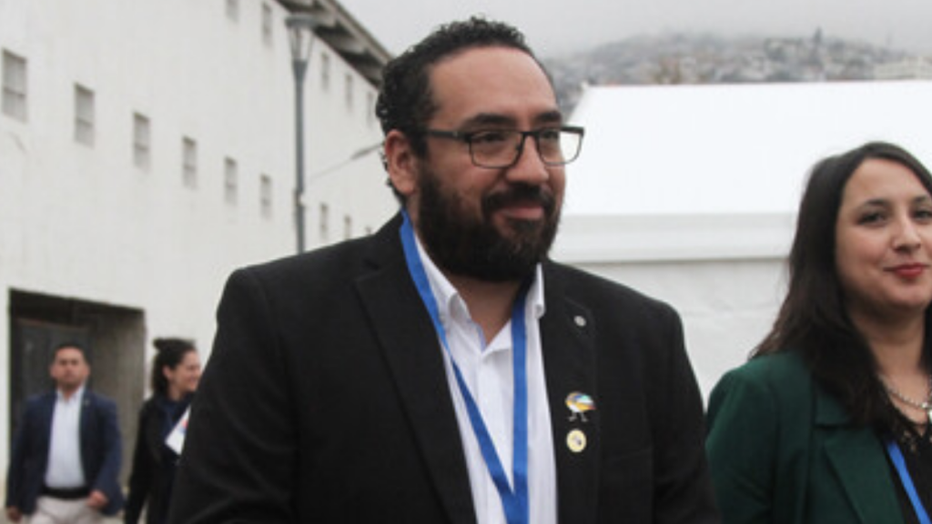 Ministro de Educación admite “un abandono del Estado” a los establecimientos educacionales de Atacama