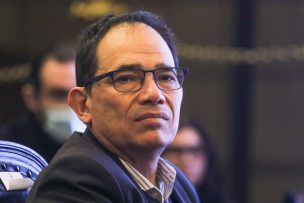 Derecho de U. de Chile niega que Sergio Micco haya sido censurado y expulsado