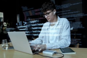 Emprendedores digitales: Lanzan 1.000 becas para aprender a digitalizar negocios