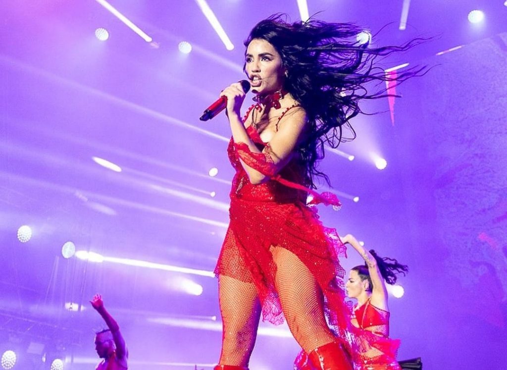 “Me voy a llorar un ratito”: Lali habla tras quedar marginada del show de cierre de la Teletón