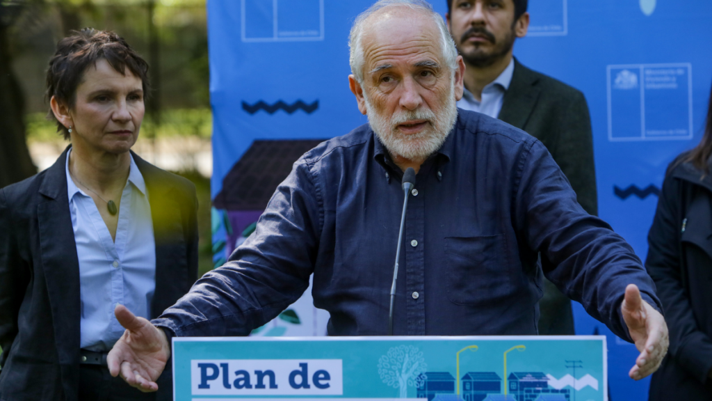 Minvu desmiente versión de Tatiana Rojas: “No existe informe alguno de la subsecretaria”