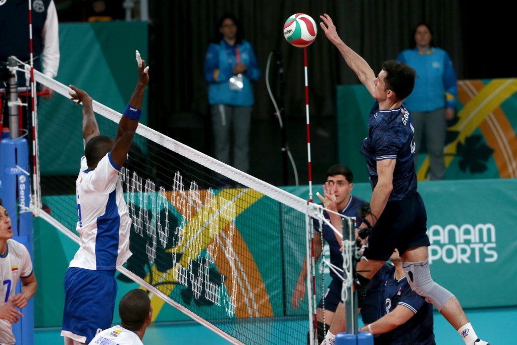 Chile no pudo ante Colombia y se despide del vóleibol piso en un ajustado partido