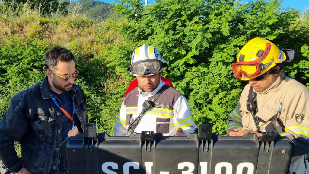 Intensa búsqueda en Santa Cruz: Madre e hijo de cuatro años fueron arrastrados por el río Tinguiririca
