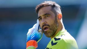 ¡Lamentable! Pellegrini confirma que Claudio Bravo se pierde el resto del año por lesión