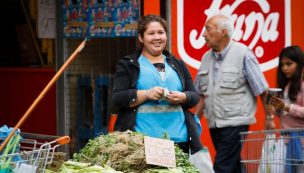 Día Mundial del Emprendimiento Femenino: Más de la mitad de los emprendimientos liderados por mujeres en Chile son informales