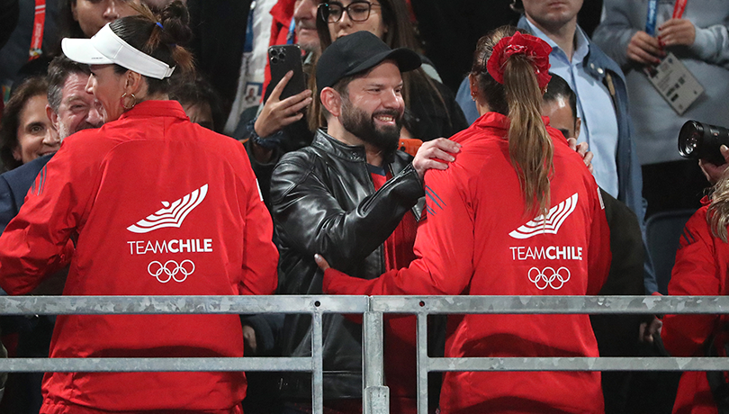 Presidente Boric recibirá en La Moneda a deportistas del Team Chile