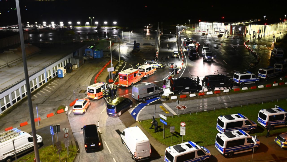 Alemania: Policía detiene a un sujeto que ingresó armado a un aeropuerto y con su hija como rehén