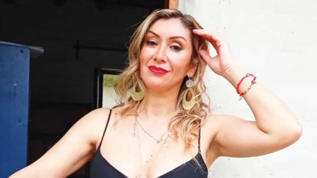 “Cada día más preciosa”: Angélica Sepúlveda se llenó de elogios tras publicar fotografía en bikini