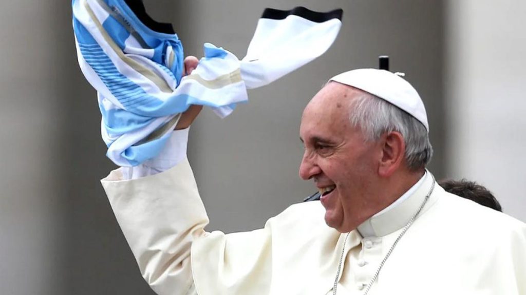 Papa Francisco desata la polémica en Argentina: “El gran señor es Pelé”