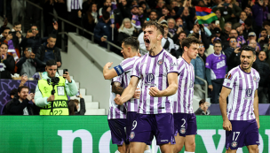 Toulouse de Gabriel Suazo vence al Liverpool en un final con suspenso por la Europa League