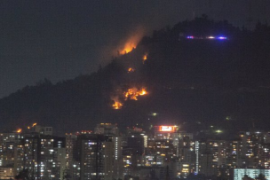 Incendio en Cerro San Cristóbal: Zoológico Nacional permanecerá cerrado tras emergencia