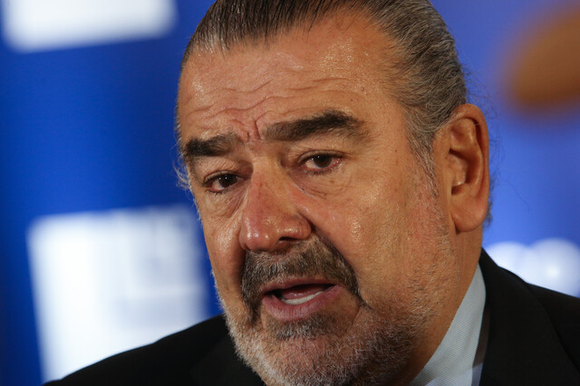 Luksic manifiesta su voto para el plebiscito: “A favor de cerrar este capítulo”