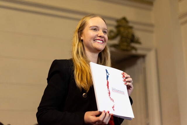 Beatriz Hevia: “De rechazarse esta esta propuesta constitucional, no vamos a tener nunca las soluciones que se requieren para hacer frente a la crisis política”