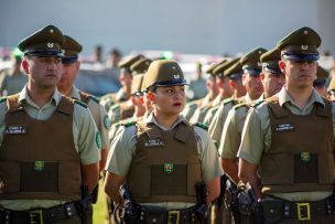 Carabineros abre ofertas laborales para civiles con sueldos entre $500 mil y $2.900.000