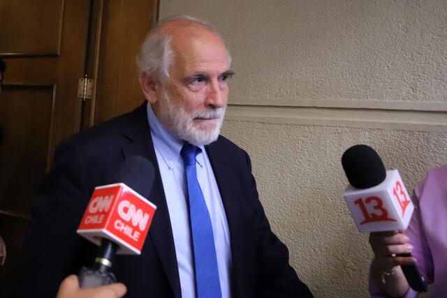 PS respalda a Montes y dice que luego del plebiscito el Gobierno debe “mejorar la gestión”