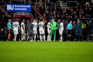 Preocupación en la Premier League: capitán de Luton Town sufre paro cardiaco en pleno partido