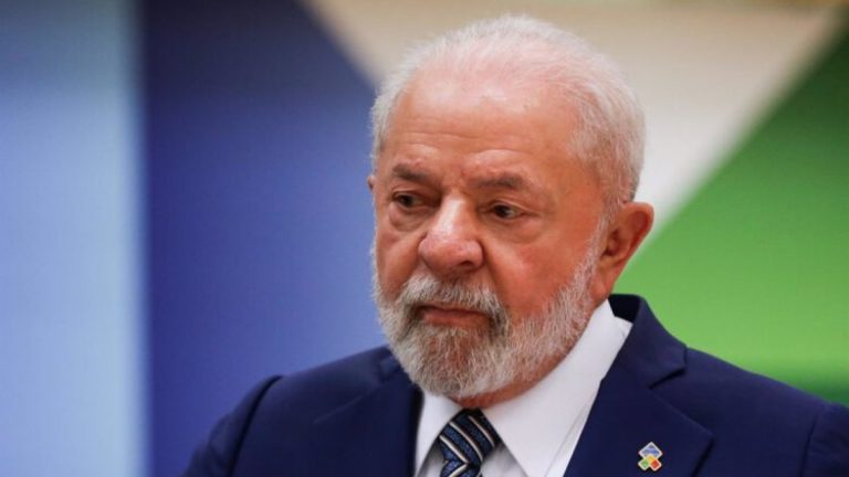 Investigan a aliado de Lula da Silva por escándalo bancario en Brasil