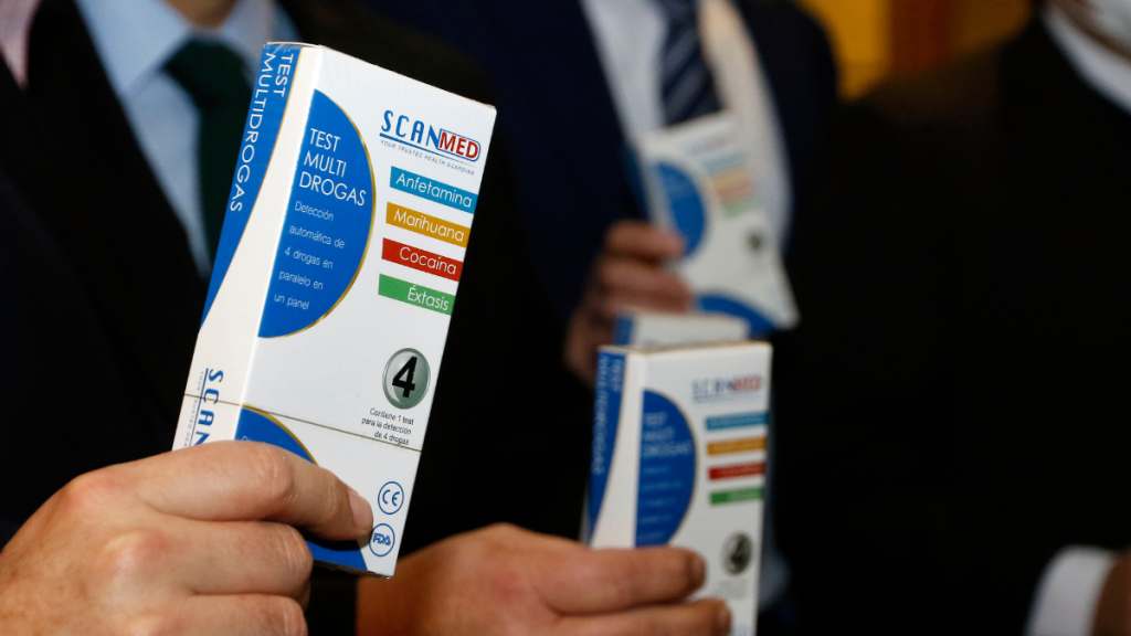 Diputada Labra presenta proyecto para que el Presidente se someta a test de drogas “semestralmente”