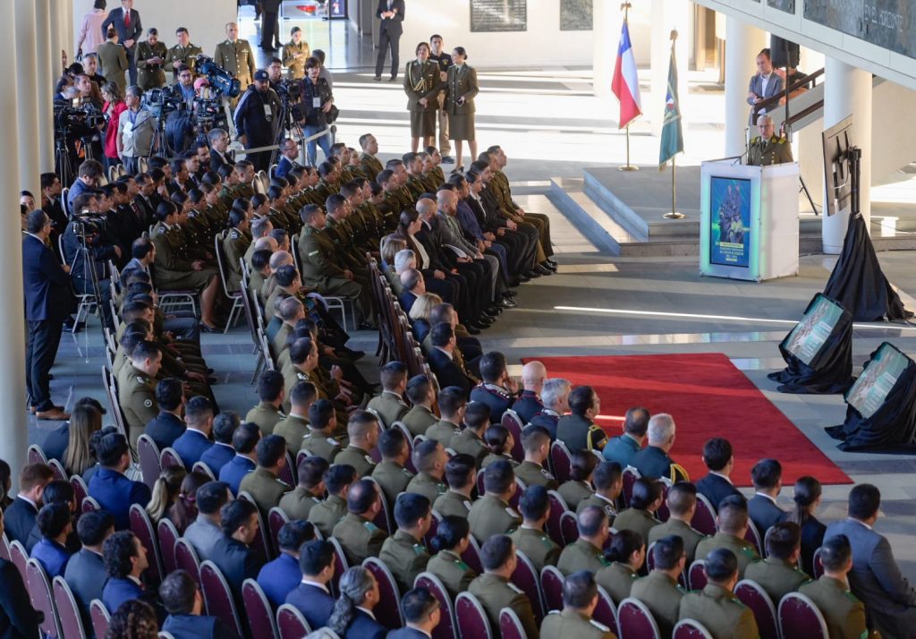 Carabineros y ‘El arma dei Carabinieri’ de Italia realizaron cumbre policial ante el delito de secuestro