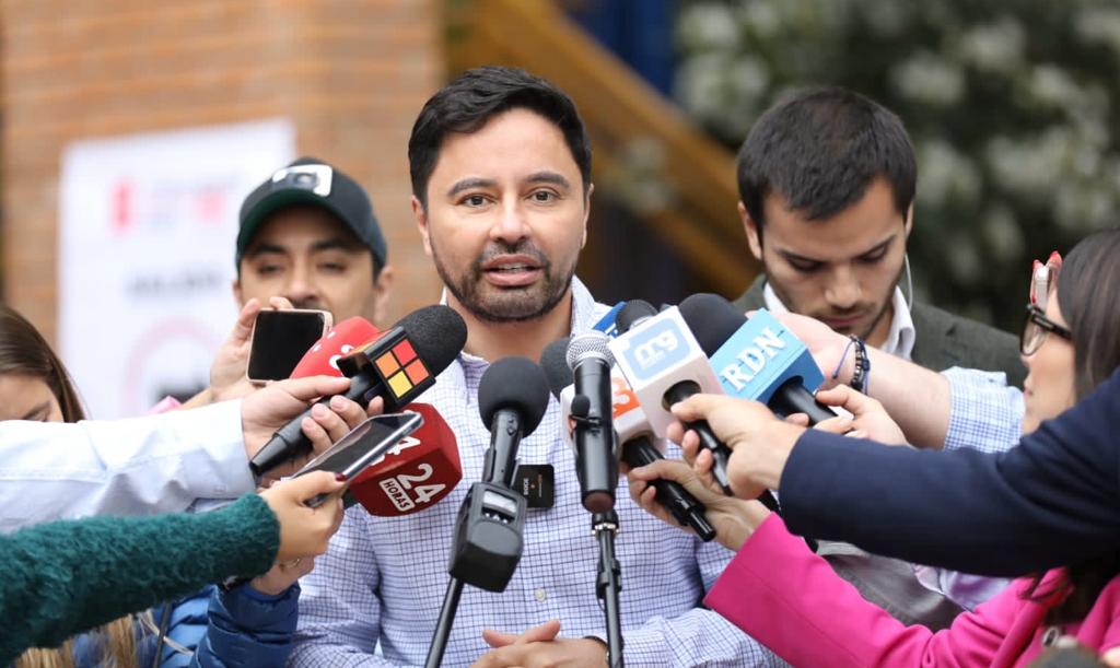 Carter tras votar en el Plebiscito: “Confío en el sentido común y sabiduría del pueblo chileno”