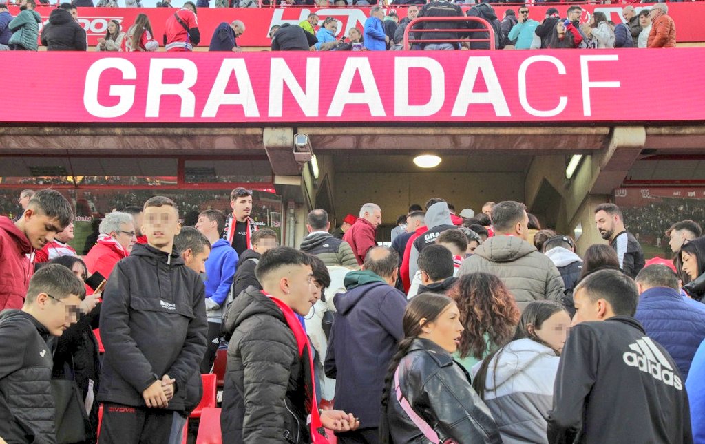 Muerte de un hincha obliga a suspender el duelo entre el Granada y el Athletic de Bilbao