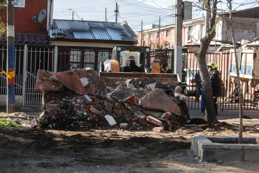 Demuelen memorial narco en El Bosque