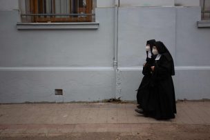 Denuncian secuestro de dos monjas en Santiago: 