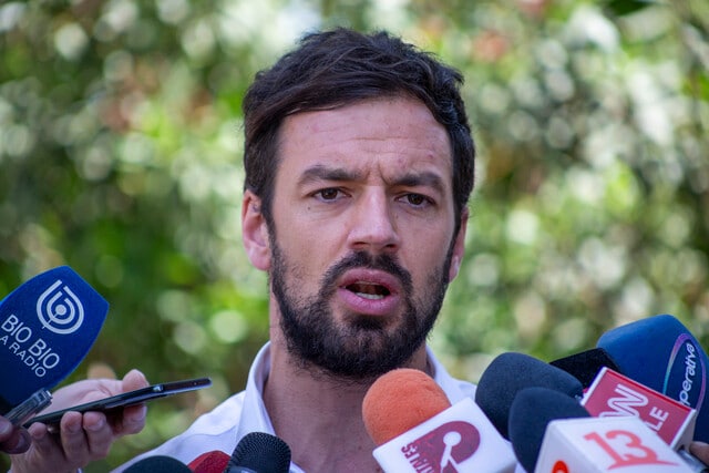 Vodanovic dice estar decepcionado por cautelares de Cathy Barriga: “Hay una justicia para gente poderosa y otra para gente común”