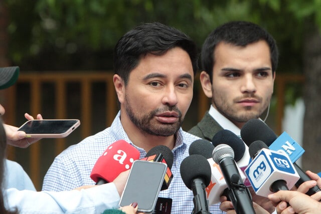Carter tras crisis en Ecuador: “Respeto y apoyo al Presidente Noboa, su actuación corresponde a la legítima fuerza del Estado”