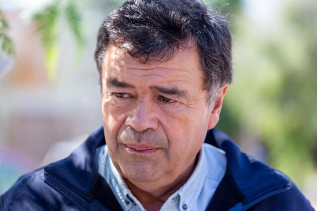 Ministro de Agricultura: “Tenemos que sacarnos de la cabeza que todo se resuelve con un furgón militar que esté siguiendo a cada camión”