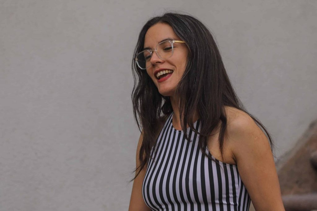 Ministra Vallejo sorprende con cambio de look en inicio de sus vacaciones: “Debo decir que me hizo feliz”