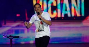 Comediante Vicho Viciani conquistó en el Festival de Olmué 2024: bromeó hasta con Boric y Kast