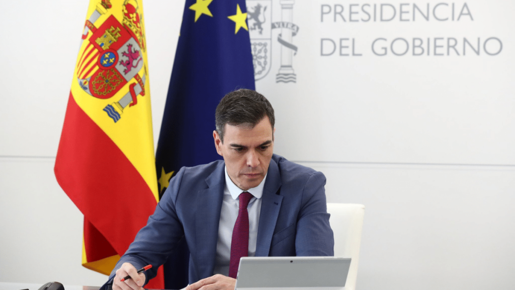 Pedro Sánchez lamenta muerte del piloto español Fernando Solans: “Mis más profundas condolencias a su familia y amigos”