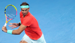 Nueva lesión obliga a Rafael Nadal a bajarse del Abierto de Australia