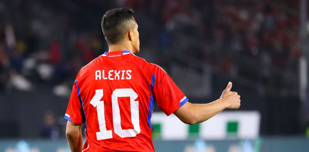 Alexis entre dos gigantes de América: los clubes que tienen en el radar al chileno