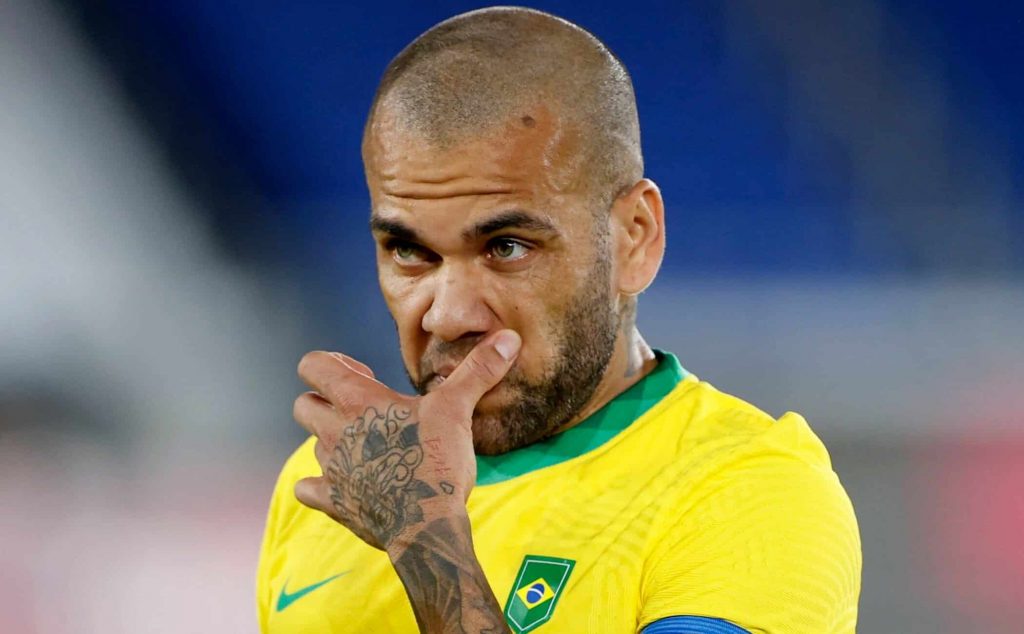 Impacto mundial: Dani Alves fue condenado a 4 años y seis meses de cárcel por agresión sexual