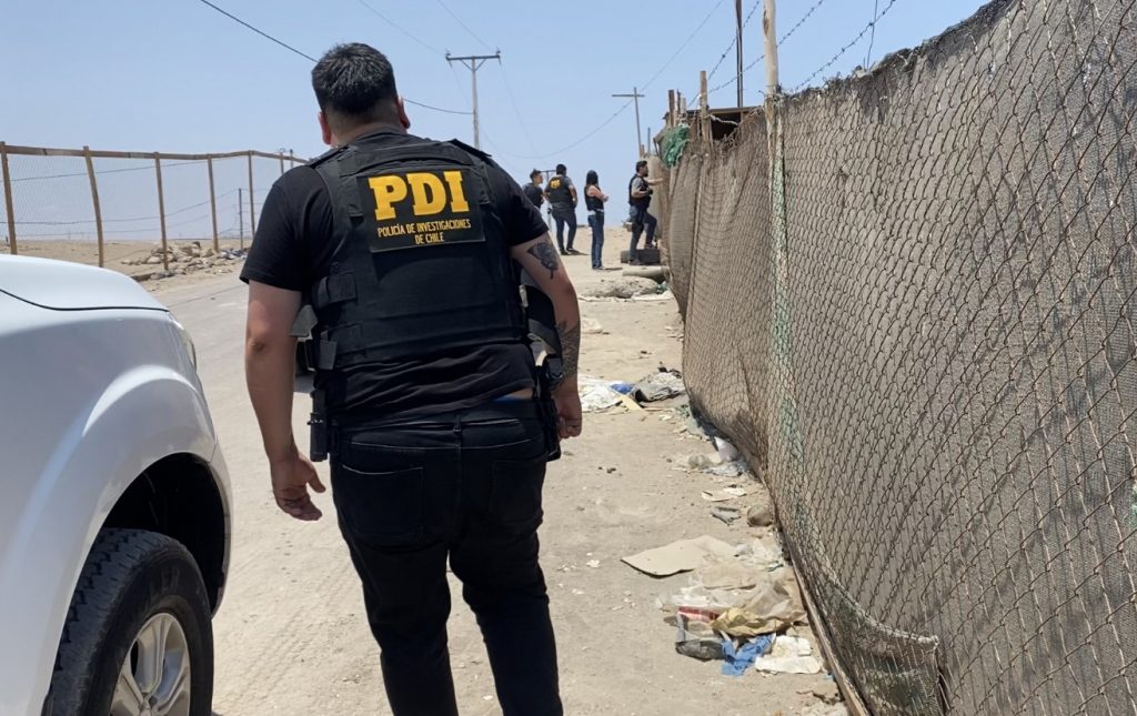 PDI detuvo a cuatro imputados por homicidio en Quebrada Encantada de Arica